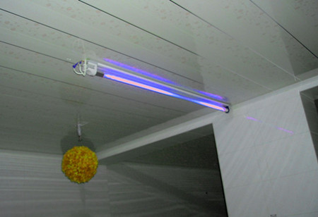 紫外线消毒灯的作用、危害和使用方法